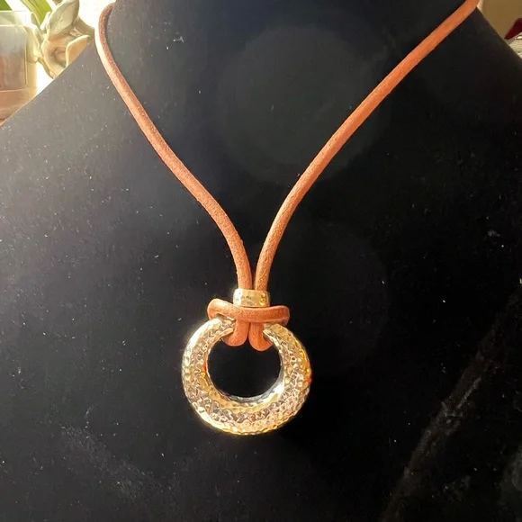 Ralph Lauren Toggle Necklace - Silver & Leather - Picture 3 of 10